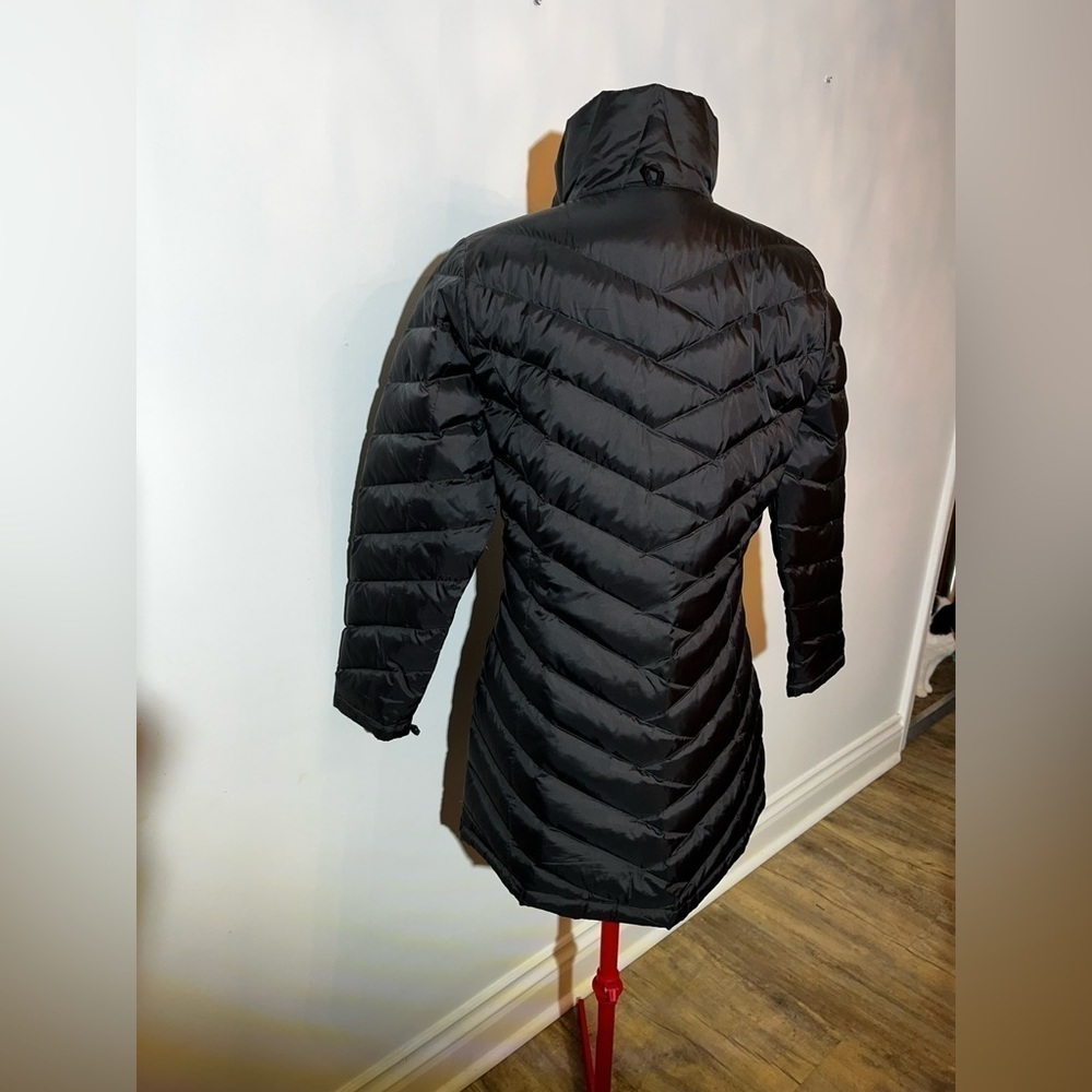 Women’s Gotcha Glacier black Puffer US size small - Picture 2 of 11